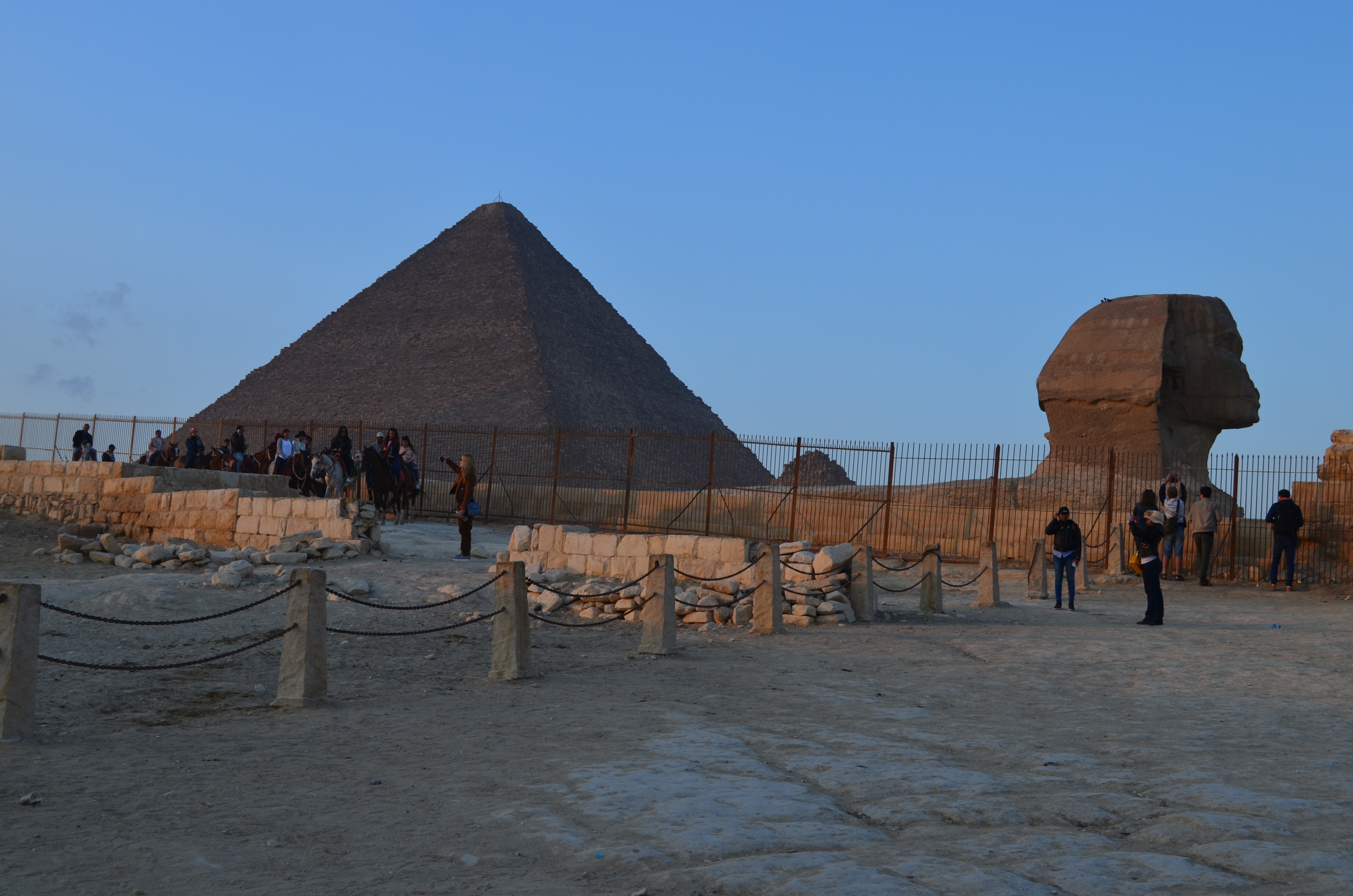./2018/16 - Egypt/03 - Pyramids/DSC_0363.JPG